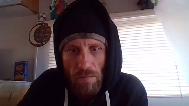 Snapshot of terry2big4u24 chatting on 12.31.24 terry2big4u24 online show from 12.31.24