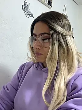 Snapshot of Sweet__Nurse1 chatting on 10.26.25 Sweet  Nurse1 online show from 10.26.25