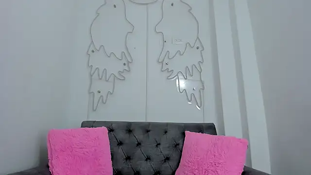 amber martinez online show from 02.18.25