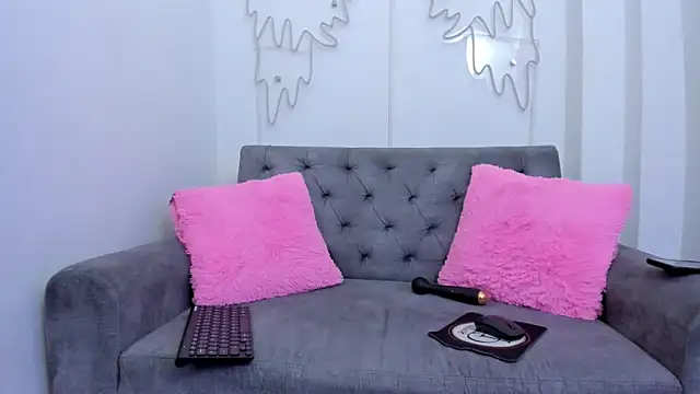 amber martinez online show from 02.23.25