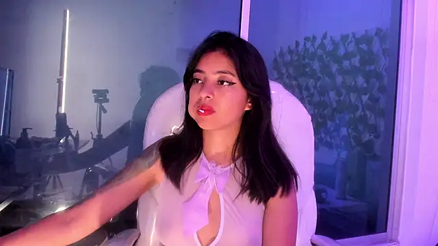 Snapshot of Vic_beckeer chatting on 02.16.25 Vic beckeer online show from 02.16.25