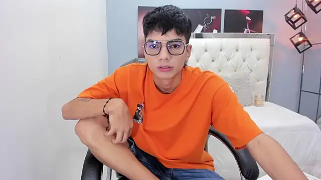 Noha scott online show from 03.18.26