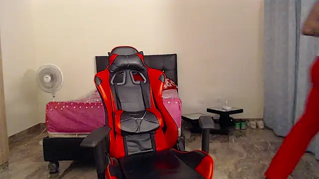 Snapshot of Couplex_sexx chatting on 10.08.25 Couplex sexx online show from 10.08.25