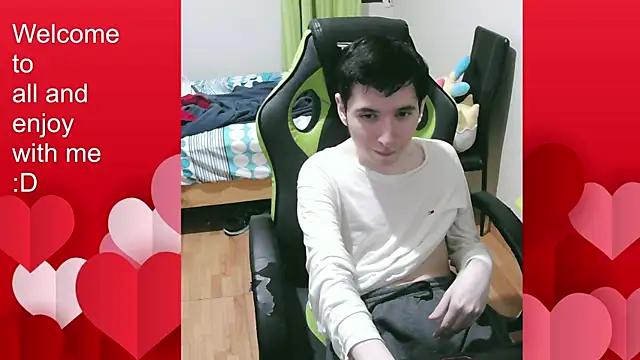 Snapshot of Twink_martinboy chatting on 10.26.25 Twink martinboy online show from 10.26.25