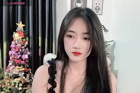 Snapshot of _Aimy_ chatting on 12.29.24 Aimy online show from 12.29.24