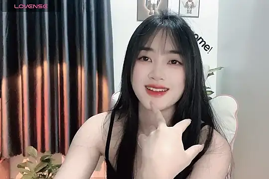 Snapshot of _Aimy_ chatting on 12.30.24 Aimy online show from 12.30.24