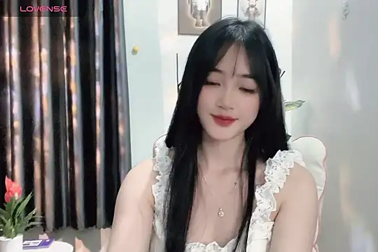 Snapshot of _Aimy_ chatting on 01.10.25 Aimy online show from 01.10.25