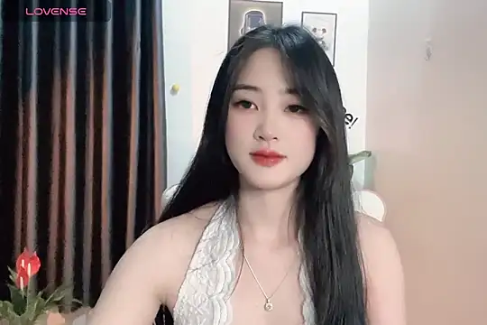 Snapshot of _Aimy_ chatting on 01.20.25 Aimy online show from 01.20.25