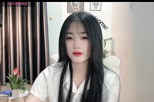 Snapshot of _Aimy_ chatting on 02.14.25 Aimy online show from 02.14.25