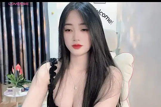 Snapshot of _Aimy_ chatting on 02.21.25 Aimy online show from 02.21.25