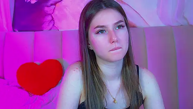 AliceMoreno online show from 11.13.25