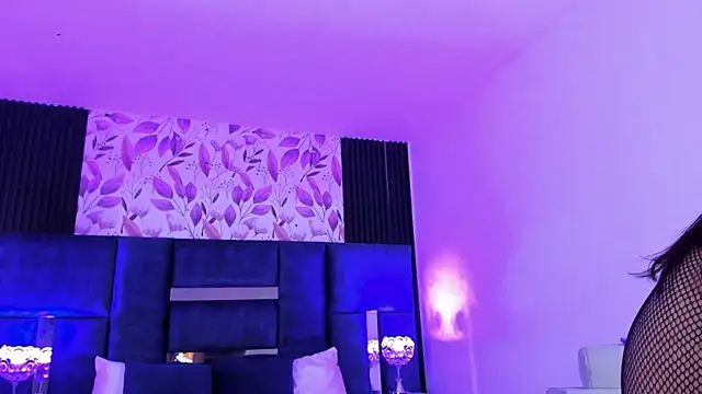 AmmyJones  online show from 01.21.25