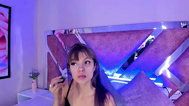 AmmyJones  online show from 10.14.25