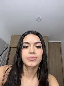 Snapshot of VeronicaCruz_ chatting on 02.23.25 VeronicaCruz online show from 02.23.25