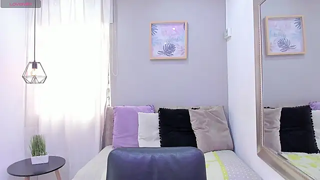 StefyGil  online show from 10.23.25