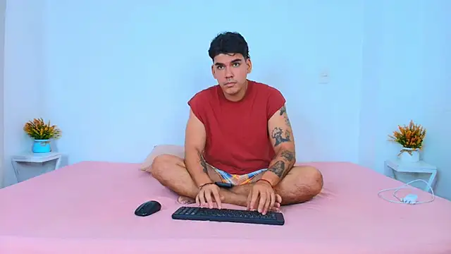jade and jake  online show from 07.15.26