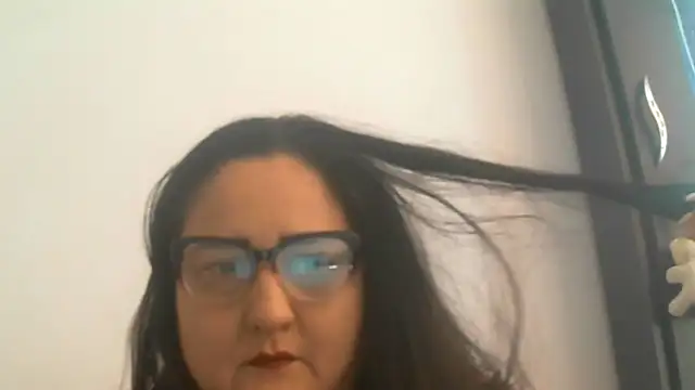 Snapshot of nanita1545 chatting on 12.16.25 nanita1545 online show from 12.16.25