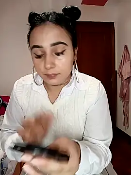 Juanamd1 online show from 01.17.25