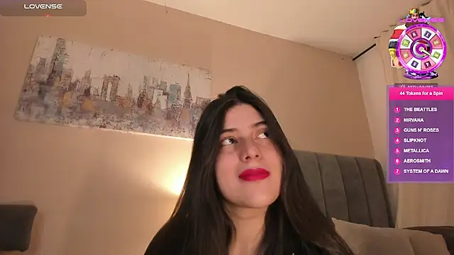 Snapshot of dakotaa__ chatting on 11.06.25 dakotaa online show from 11.06.25