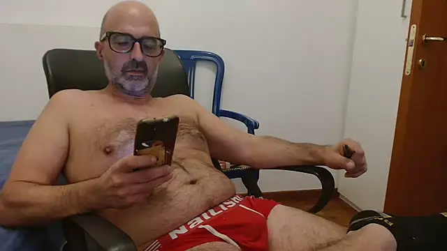 Snapshot of newsimo74 chatting on 09.23.25 newsimo74 online show from 09.23.25