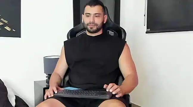 Dereck vega online show from 12.04.24