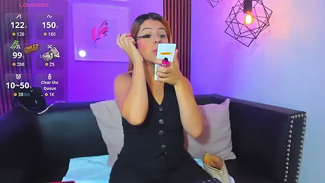 Nahiajhonson  online show from 02.10.26