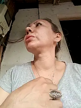 coral smitth online show from 01.02.25