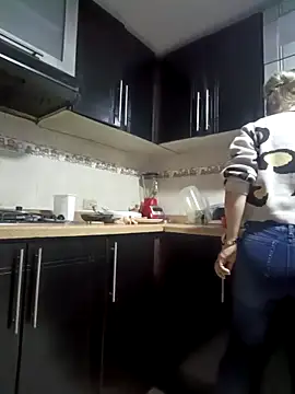 coral smitth online show from 02.11.25