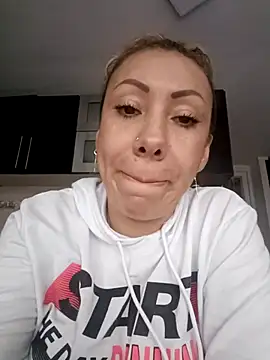 coral smitth online show from 03.02.25