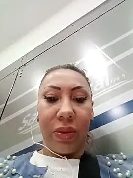 coral smitth online show from 04.08.26