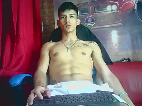 Snapshot of MasterSEX420 chatting on 12.03.24 MasterSEX420 online show from 12.03.24