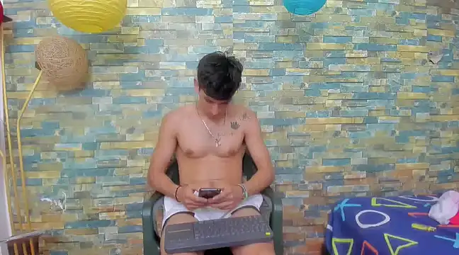 Snapshot of MasterSEX420 chatting on 01.10.25 MasterSEX420 online show from 01.10.25