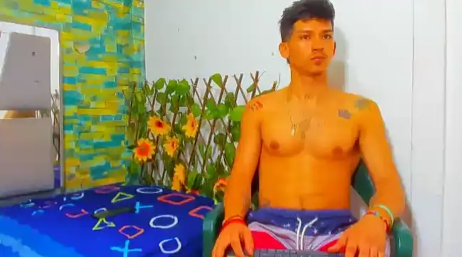 Snapshot of MasterSEX420 chatting on 01.24.25 MasterSEX420 online show from 01.24.25