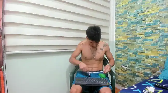 Snapshot of MasterSEX420 chatting on 02.12.25 MasterSEX420 online show from 02.12.25