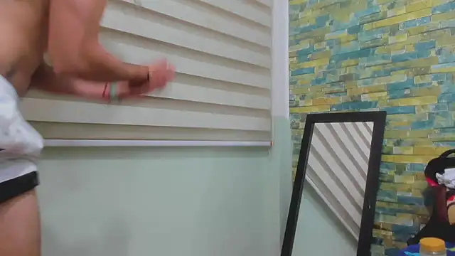 Snapshot of MasterSEX420 chatting on 02.24.25 MasterSEX420 online show from 02.24.25