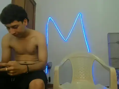 Snapshot of MasterSEX420 chatting on 02.15.26 MasterSEX420 online show from 02.15.26