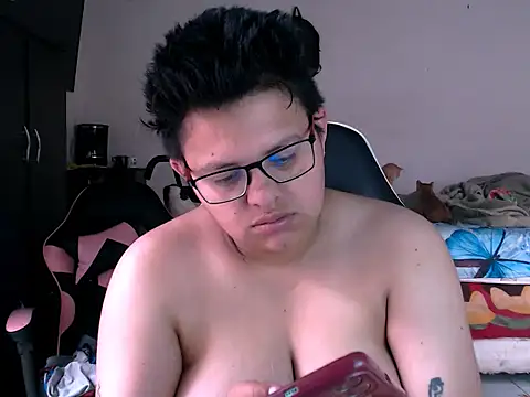 tatsumi nao online show from 11.16.25