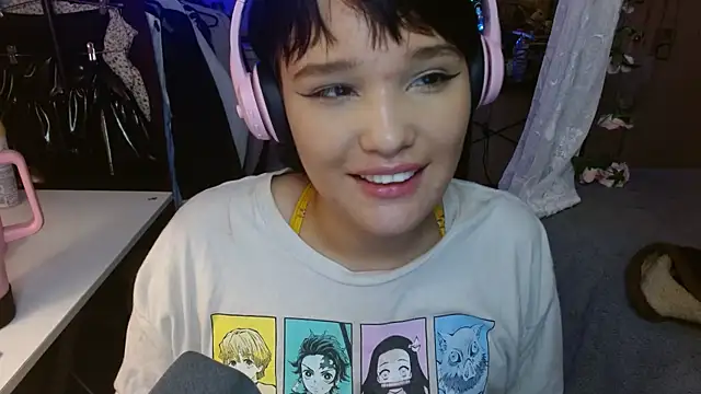 Snapshot of nomichuu chatting on 04.28.26 nomichuu online show from 04.28.26