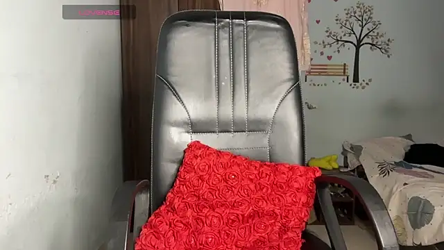 Dazzling  ira online show from 02.18.25