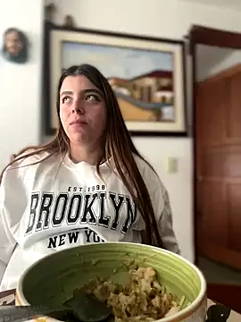 Snapshot of Cloew_Marz chatting on 09.18.25 Cloew Marz online show from 09.18.25