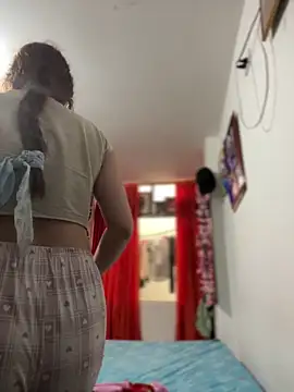 Snapshot of Cloew_Marz chatting on 10.05.25 Cloew Marz online show from 10.05.25