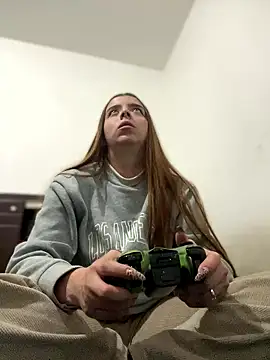 Cloew Marz online show from 01.08.26