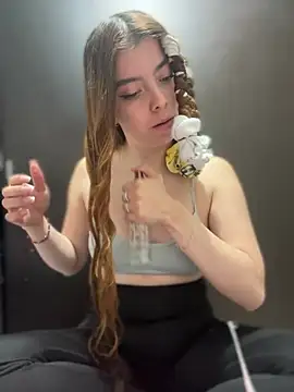 Cloew Marz online show from 04.21.26