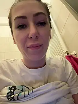 RaquelleDevon online show from 02.12.25