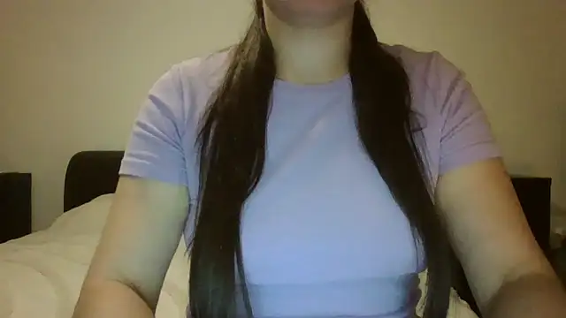 Snapshot of VanesaJewelz chatting on 12.04.24 VanesaJewelz online show from 12.04.24