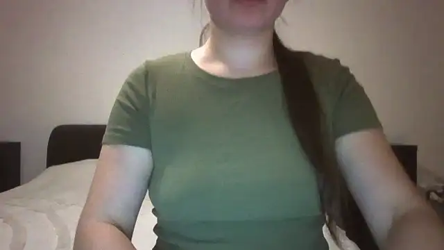 Snapshot of VanesaJewelz chatting on 12.11.24 VanesaJewelz online show from 12.11.24