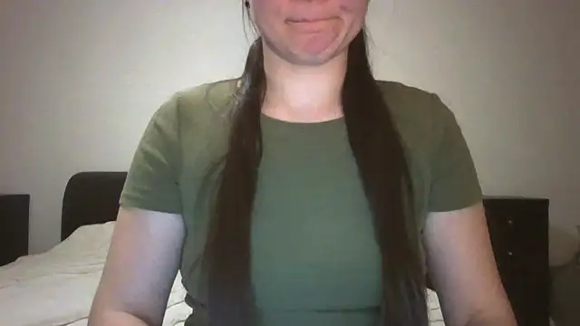 Snapshot of VanesaJewelz chatting on 02.23.25 VanesaJewelz online show from 02.23.25