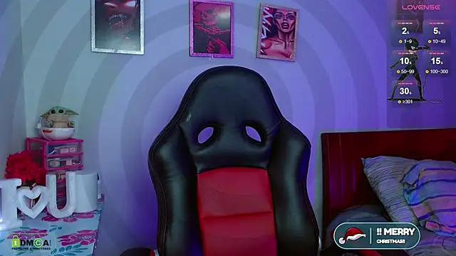 Miss scarllet  online show from 12.19.24