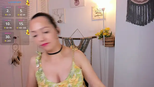 anaruiz  online show from 11.06.25