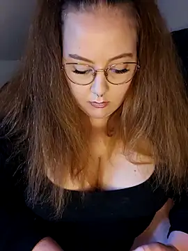  Julie x online show from 10.25.25